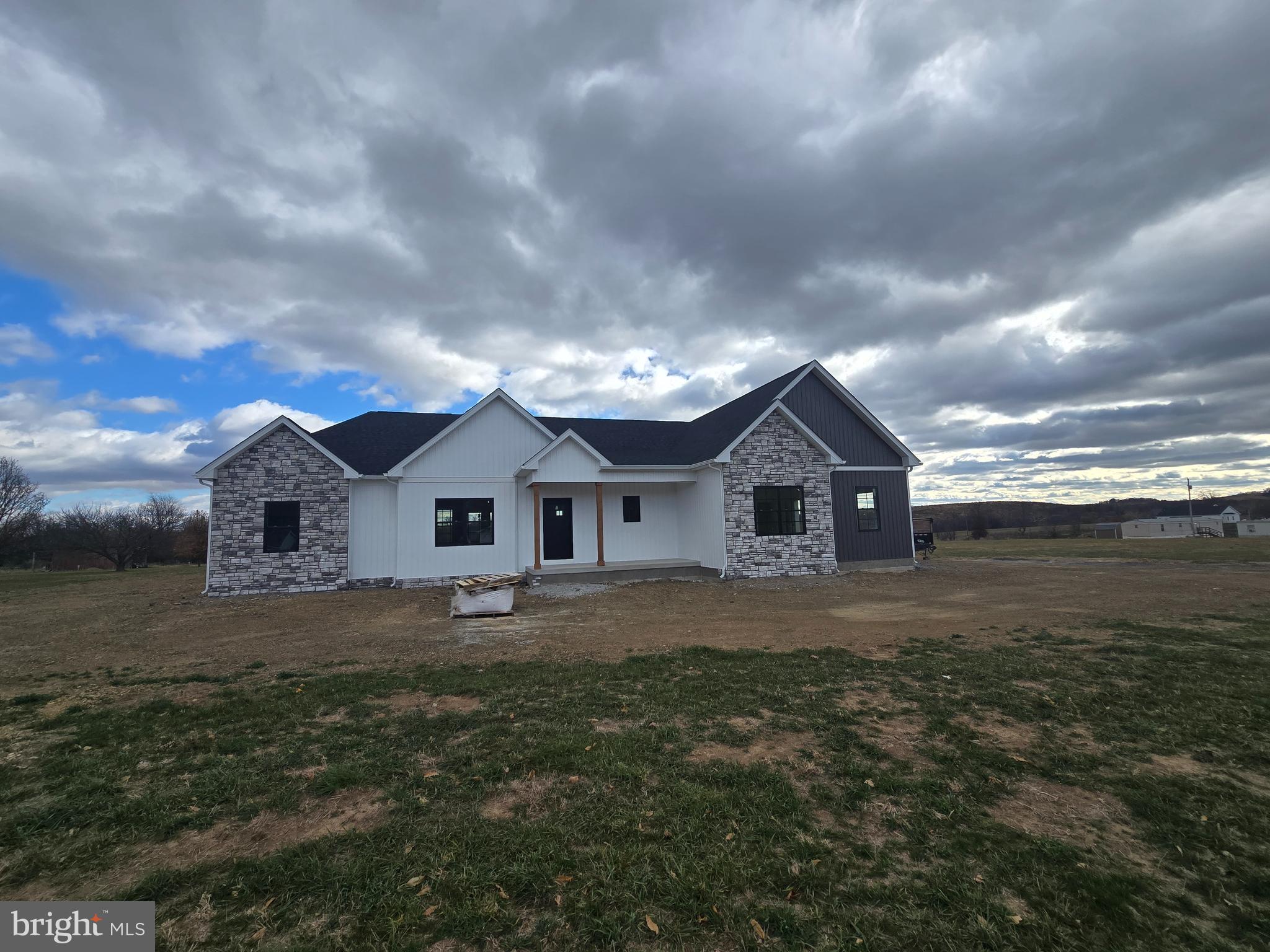 1063 Dominion Road Gerrardstown, WV 25420 - Photo 4 of 11 Gallery Image 4