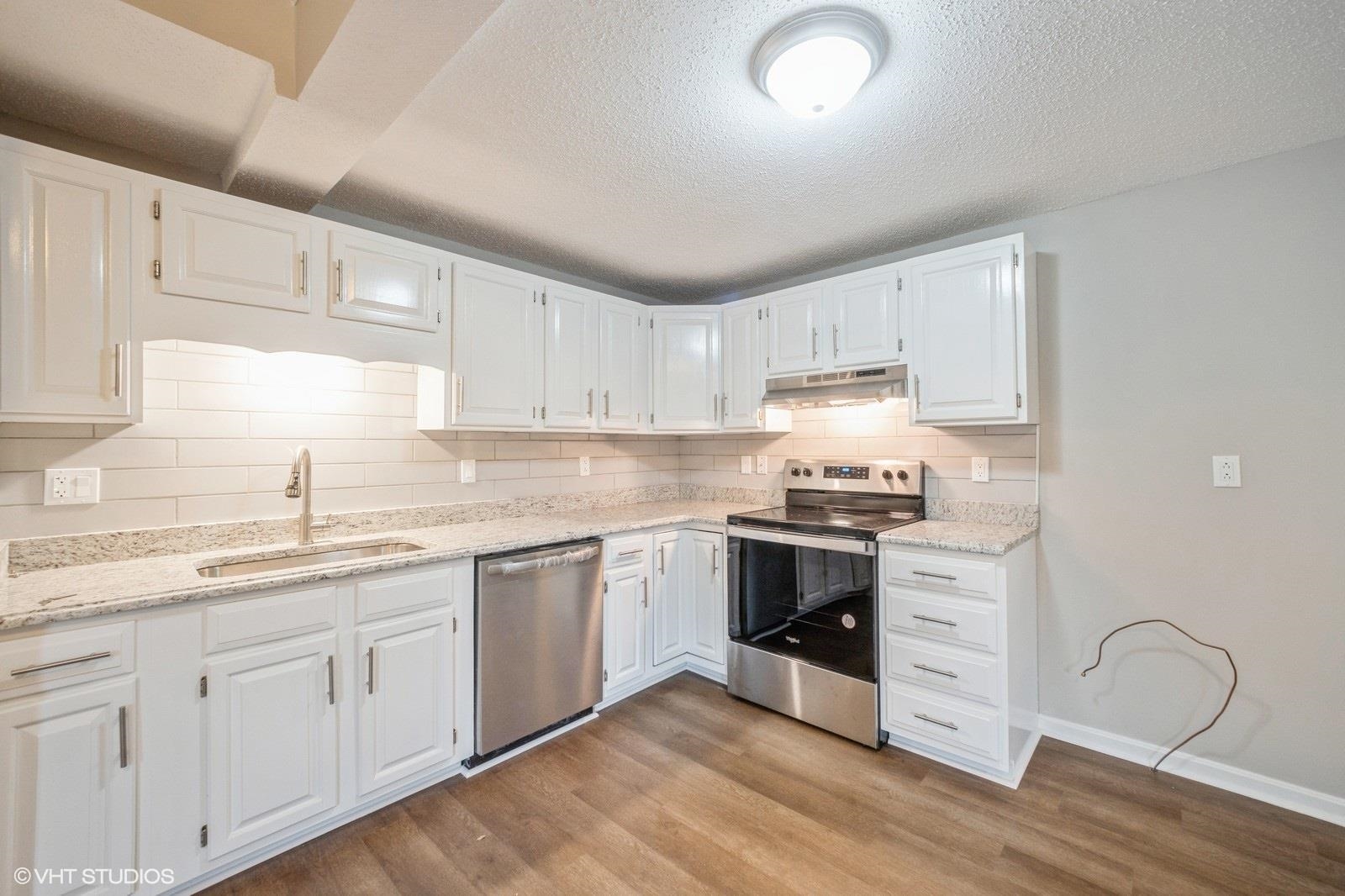 128 Newton Road, Unit 38 Plaistow, NH 03865 - Photo 8 of 14 Gallery Image 8