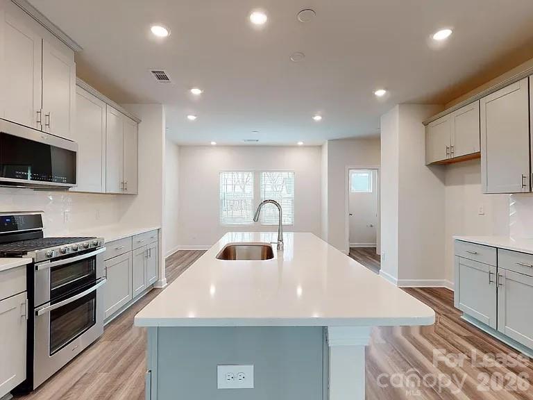 3535 Auburn Curb Road Charlotte, NC 28217 - Photo 3 of 11