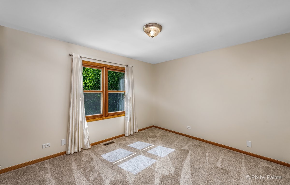 120 Briargate Road Cary, IL 60013 - Photo 23 of 35 a view of an empty room