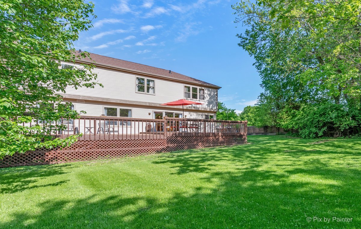120 Briargate Road Cary, IL 60013 - Photo 33 of 35 a view of a house with a yard porch and sitting area