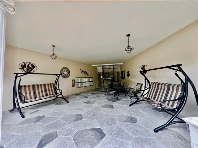 $154,000 | 5141 West Oakland Park Boulevard, Unit 201, Lauderdale Lakes, FL 33313