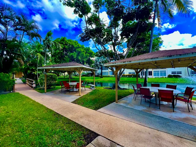 $154,000 | 5141 West Oakland Park Boulevard, Unit 201, Lauderdale Lakes, FL 33313