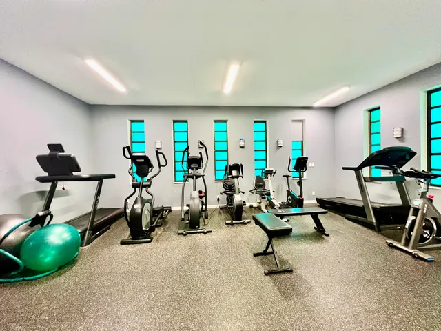 $154,000 | 5141 West Oakland Park Boulevard, Unit 201, Lauderdale Lakes, FL 33313