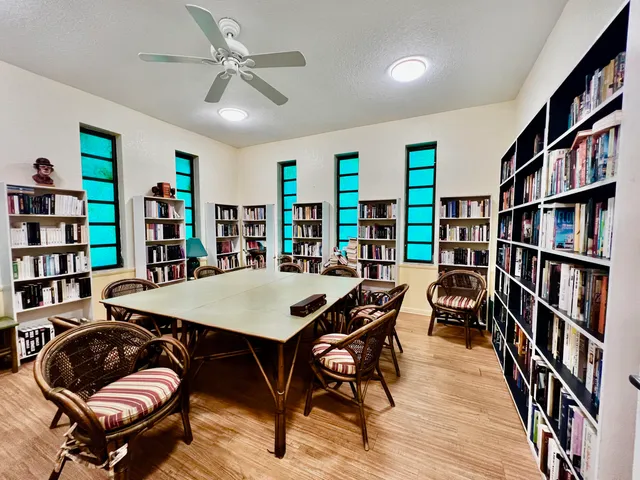 $154,000 | 5141 West Oakland Park Boulevard, Unit 201, Lauderdale Lakes, FL 33313