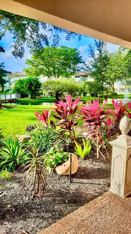 $154,000 | 5141 West Oakland Park Boulevard, Unit 201, Lauderdale Lakes, FL 33313