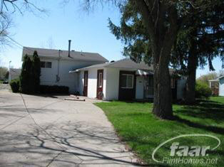 3080 Belsay Road Burton, MI 48519 - Photo 1 of 4 20144414.JPG