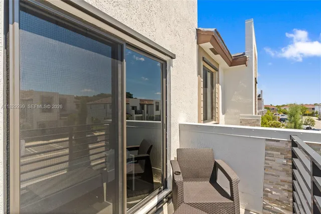 $495,000 | 21018 Northeast 8th Avenue, Unit 21018, Miami, FL 33162