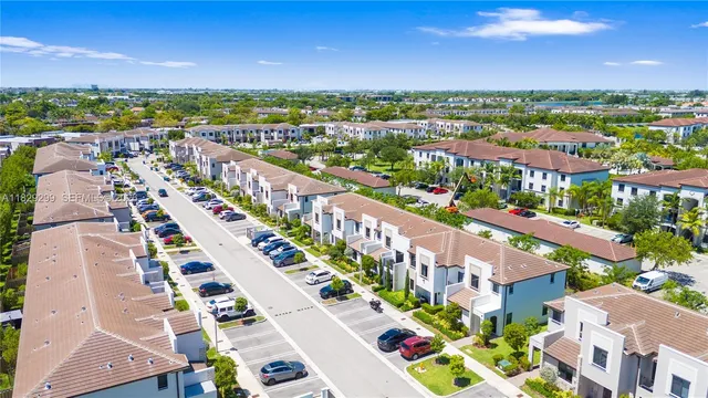 $495,000 | 21018 Northeast 8th Avenue, Unit 21018, Miami, FL 33162