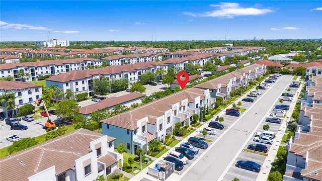 $495,000 | 21018 Northeast 8th Avenue, Unit 21018, Miami, FL 33162