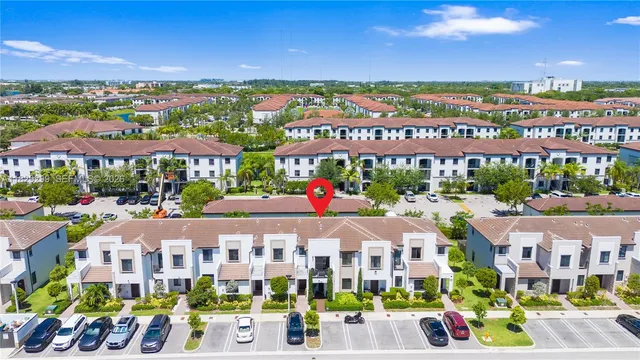 $495,000 | 21018 Northeast 8th Avenue, Unit 21018, Miami, FL 33162