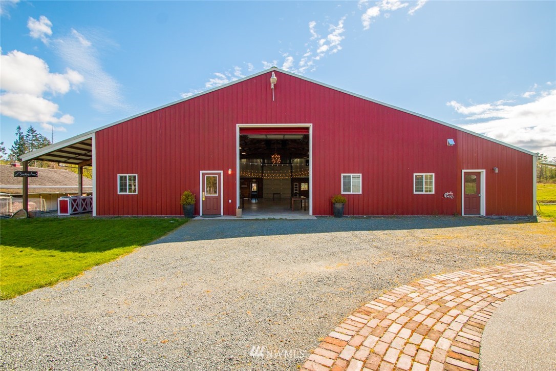 14162 Gibralter Road Anacortes, WA 98221 - Photo 14 of 25 Gallery Image 14