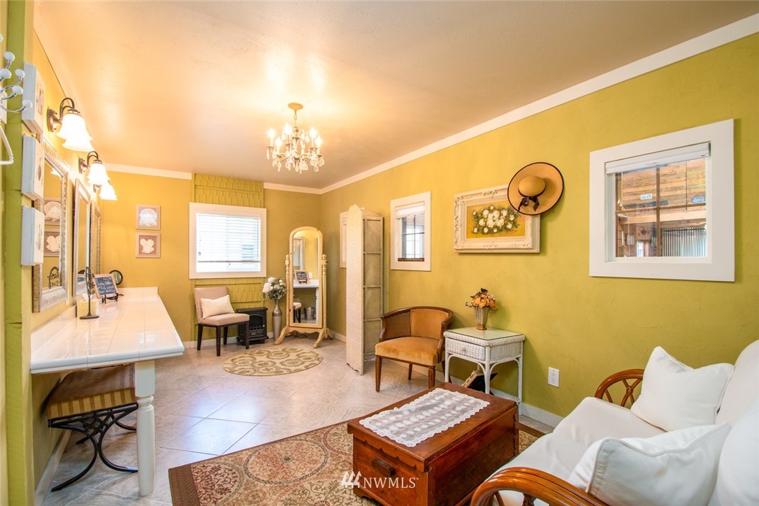 14162 Gibralter Road Anacortes, WA 98221 - Photo 19 of 25 Gallery Image 19