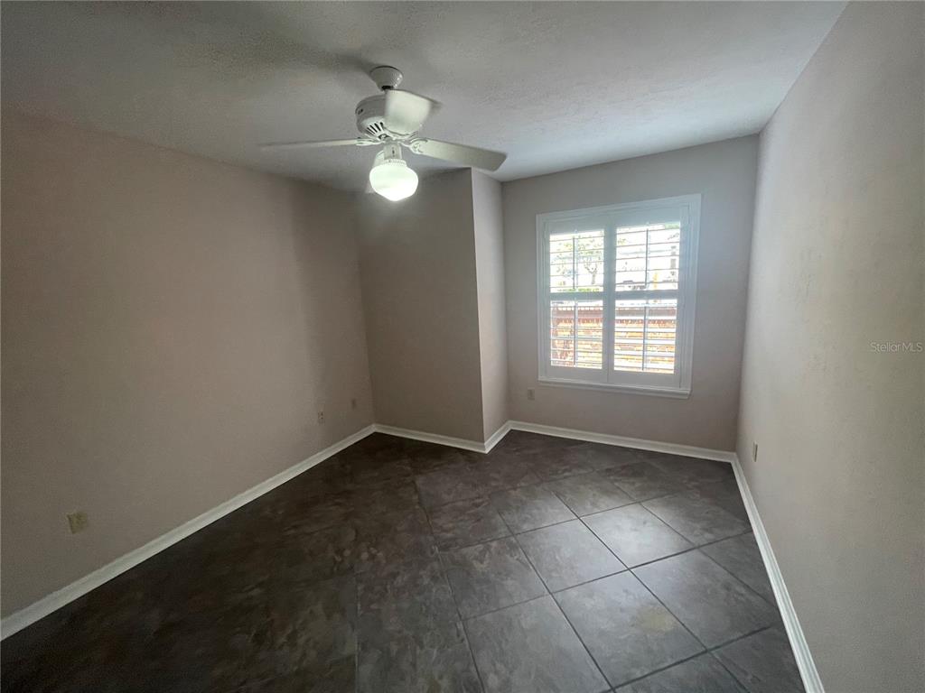 324 Northwest 48th Boulevard, Unit K Gainesville, FL 32607 - Photo 11 of 16