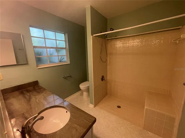 $1,900 | 324 Northwest 48th Boulevard, Unit K, Gainesville, FL 32607