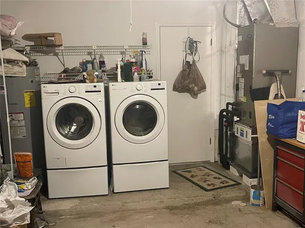 $2,000 | 324 Northwest 48th Boulevard, Unit K, Gainesville, FL 32607