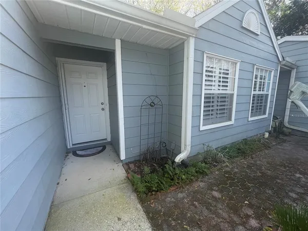 $2,000 | 324 Northwest 48th Boulevard, Unit K, Gainesville, FL 32607