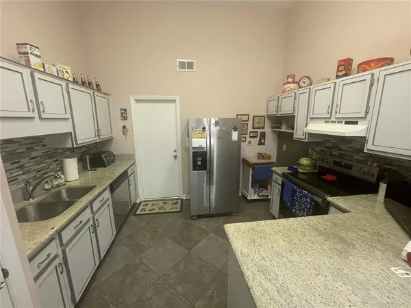 $2,000 | 324 Northwest 48th Boulevard, Unit K, Gainesville, FL 32607