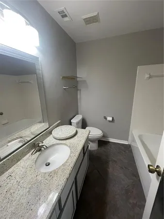 $1,900 | 324 Northwest 48th Boulevard, Unit K, Gainesville, FL 32607