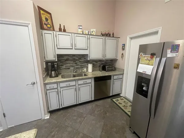 $2,000 | 324 Northwest 48th Boulevard, Unit K, Gainesville, FL 32607