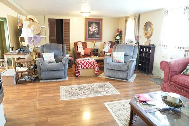 $98,000 | 1031 Pearl River Avenue, McComb, MS 39648