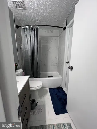 $800 | 307 Brethour Court, Unit BEDROOOM, Sterling, VA 20164