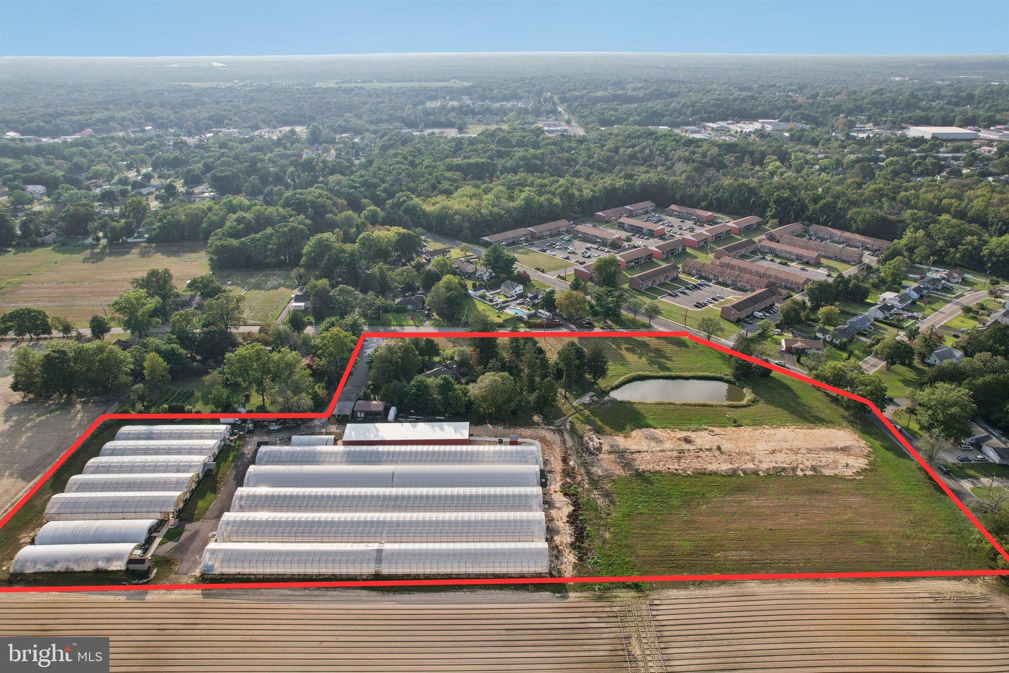 1001 South West Avenue Vineland, NJ 08360 - Photo 2 of 61 a view of swimming pool and mountain view