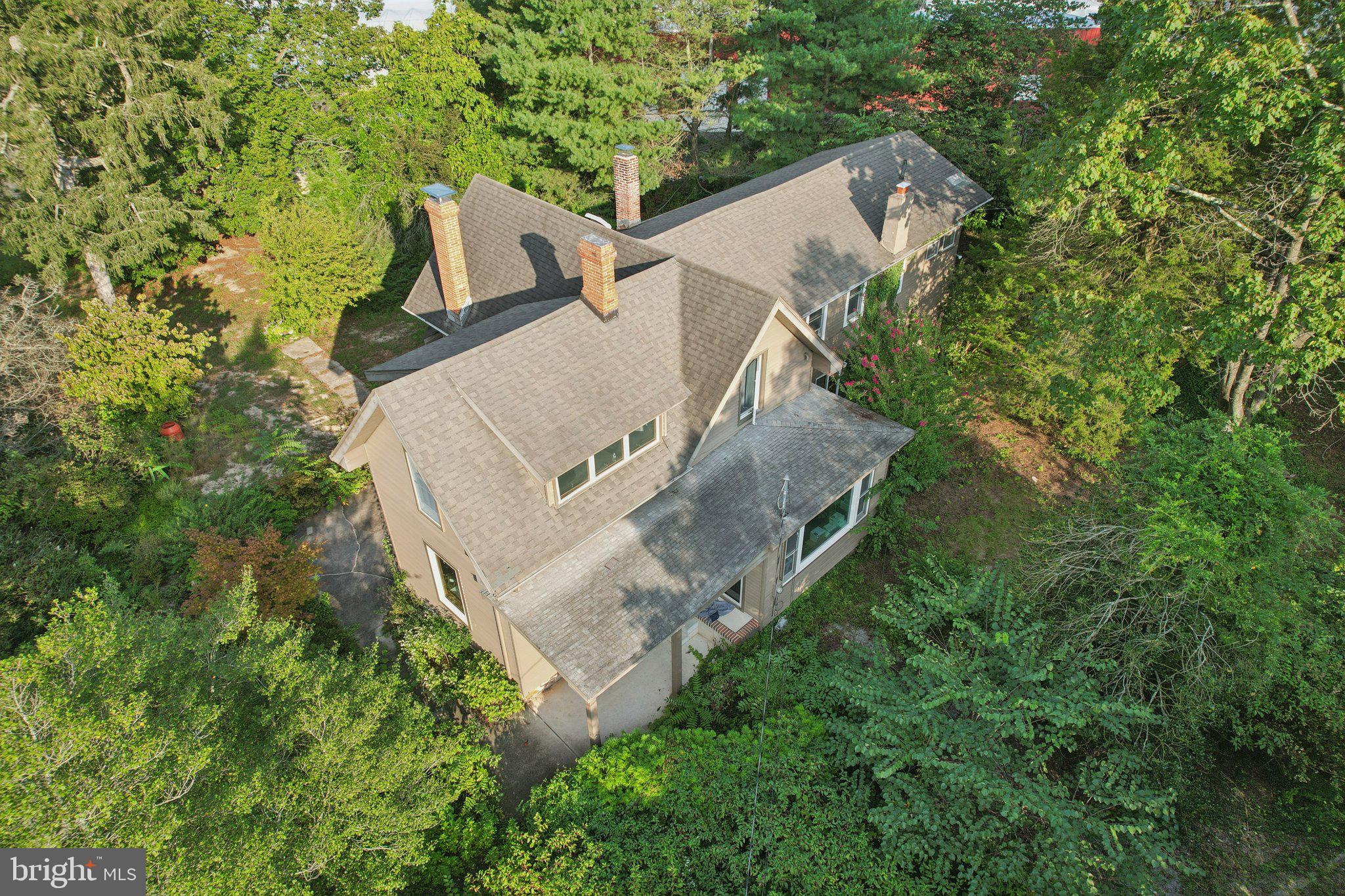 1001 South West Avenue Vineland, NJ 08360 - Photo 24 of 61 an aerial view of a house with a yard and trees