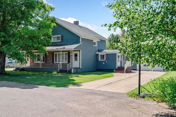 $149,900 | 2015 School Street, Ishpeming, MI 49849