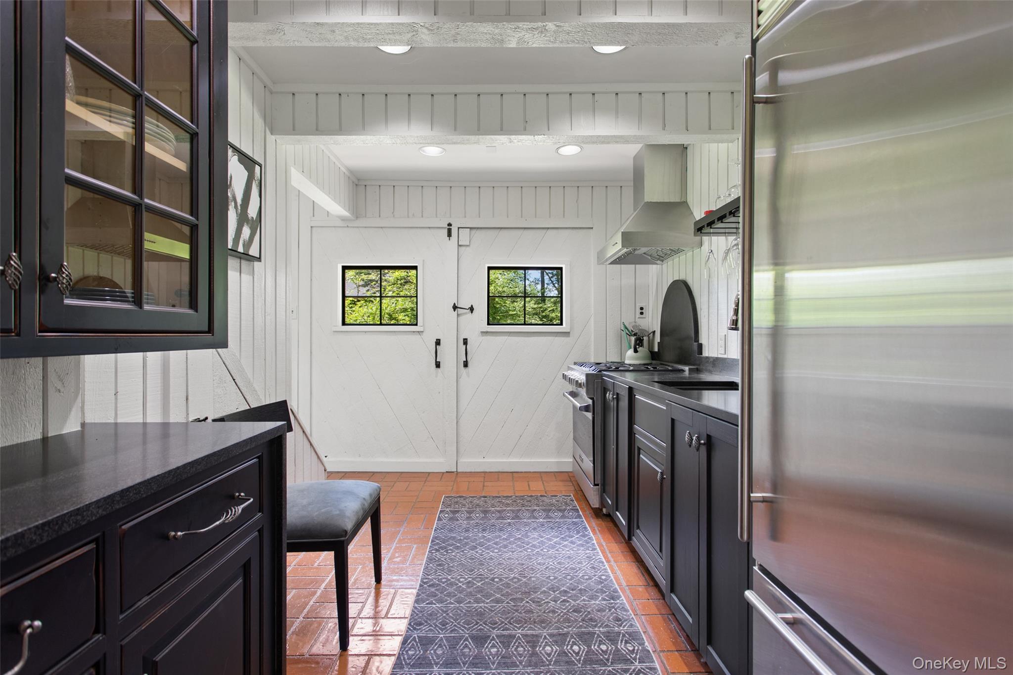 35 Old Snake Hill Road Pound Ridge, NY 10576 - Photo 29 of 50 Cottage Kitchenette