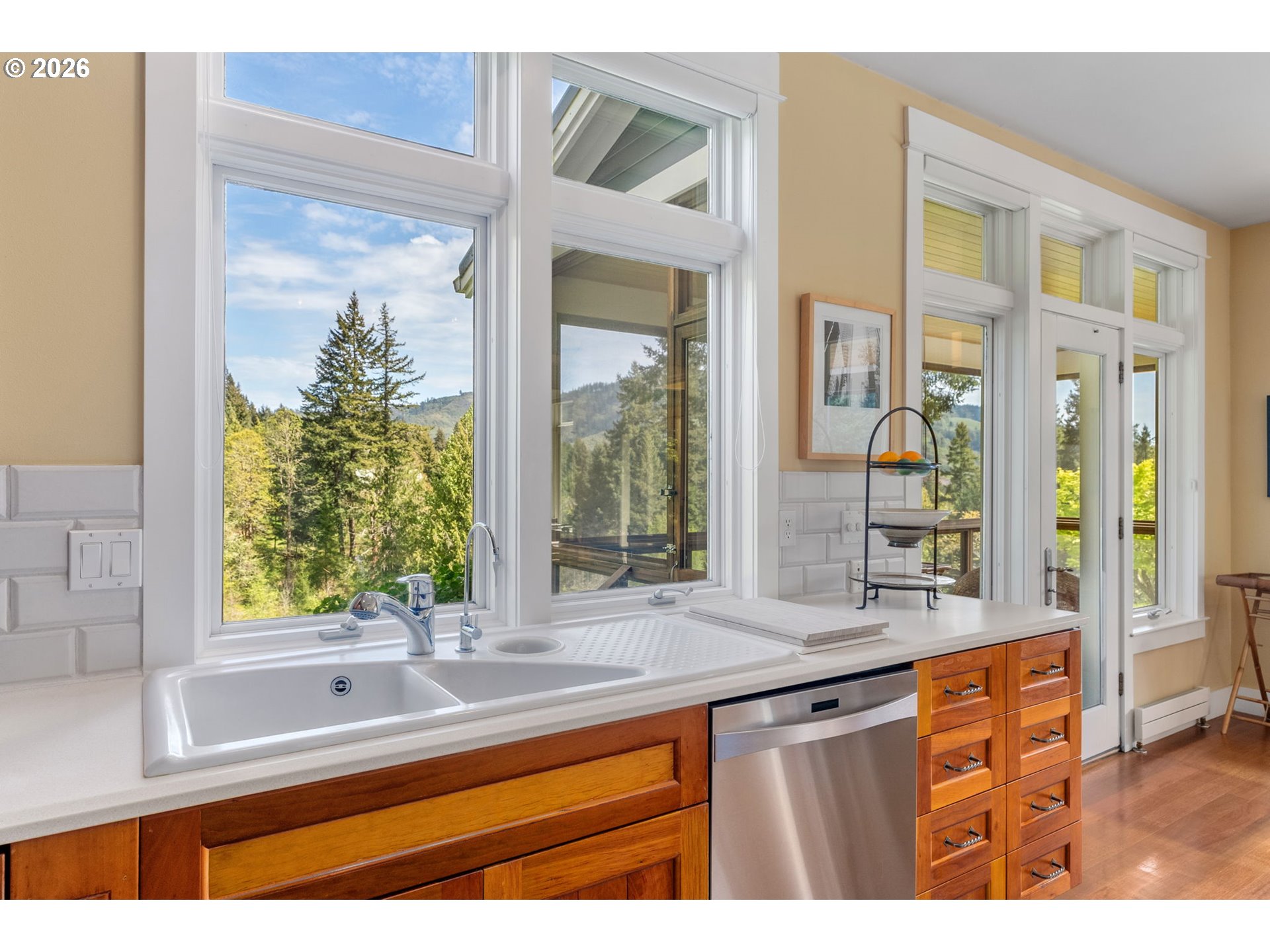 172 Upper Lakeview Rd Road White Salmon, WA 98672 - Photo 13 of 48