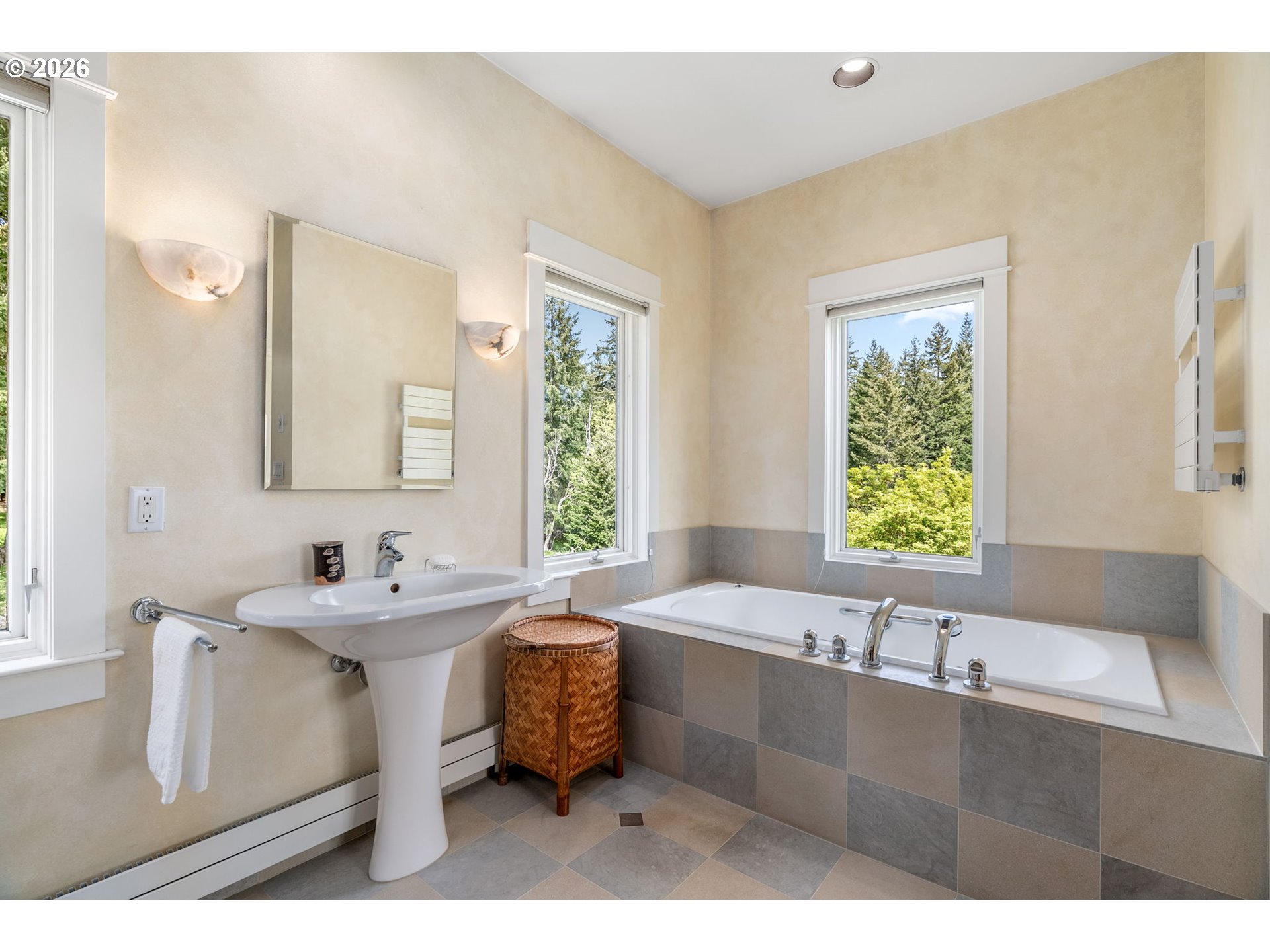 172 Upper Lakeview Rd Road White Salmon, WA 98672 - Photo 31 of 48