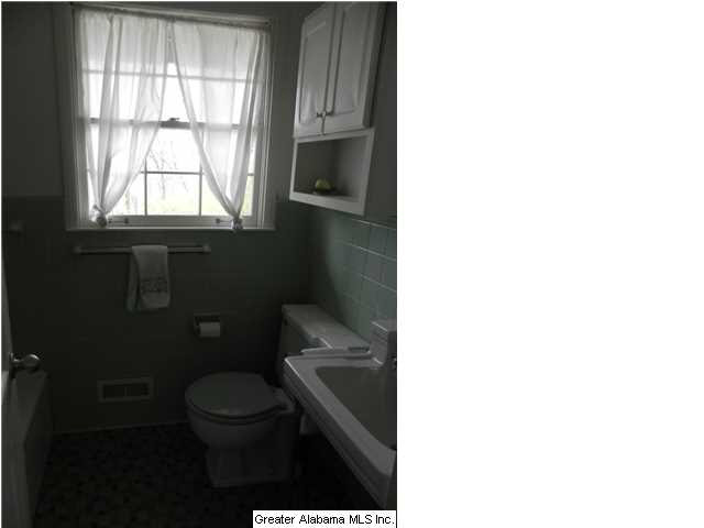 1826 Lk Rdg Road Birmingham, AL 35216 - Photo 14 of 29