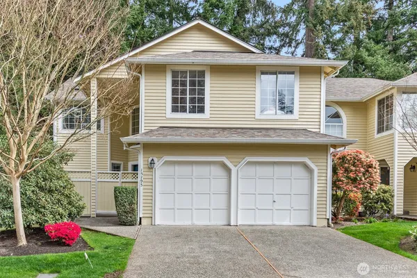 $868,000 | 15795 Northup Way, Unit 7, Bellevue, WA 98008