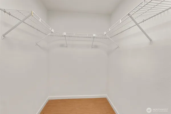 $868,000 | 15795 Northup Way, Unit 7, Bellevue, WA 98008