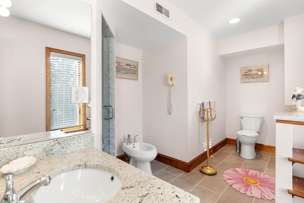 2 Raven Lane, Unit 2 Gloucester, MA 01930 - Photo 14 of 26