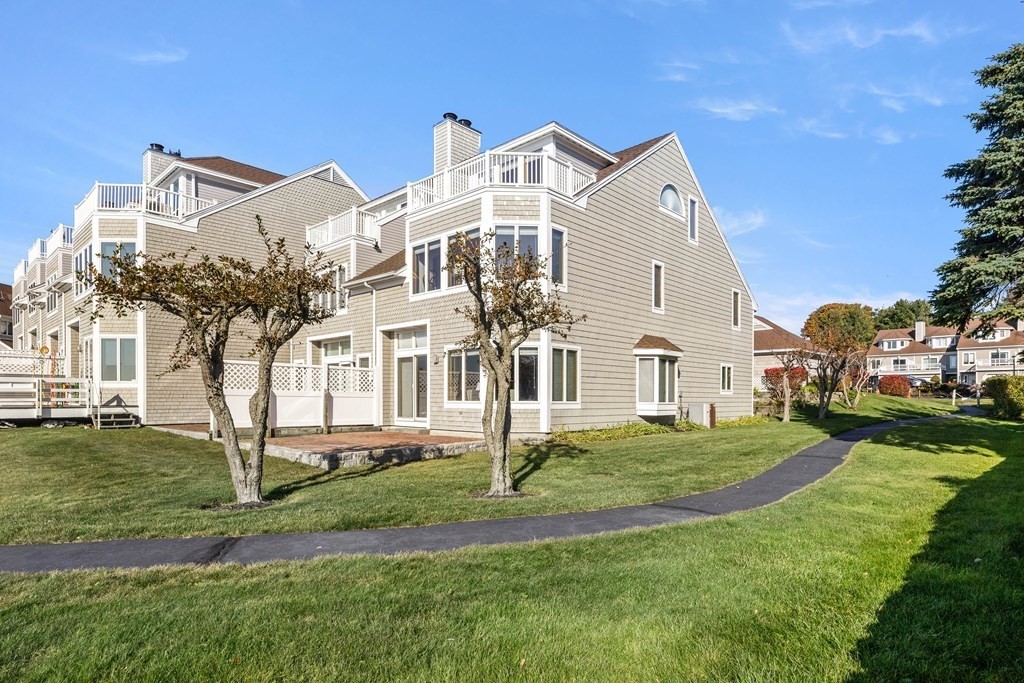 2 Raven Lane, Unit 2 Gloucester, MA 01930 - Photo 4 of 26