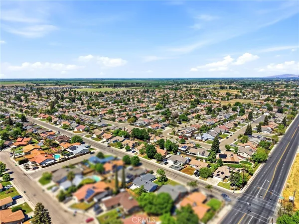 $355,000 | 1621 West Westfield Avenue, Porterville, CA 93257