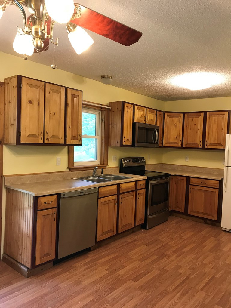 675 Irish Settlement Road Plattsburgh, NY 12901 - Photo 7 of 20 Gallery Image 7
