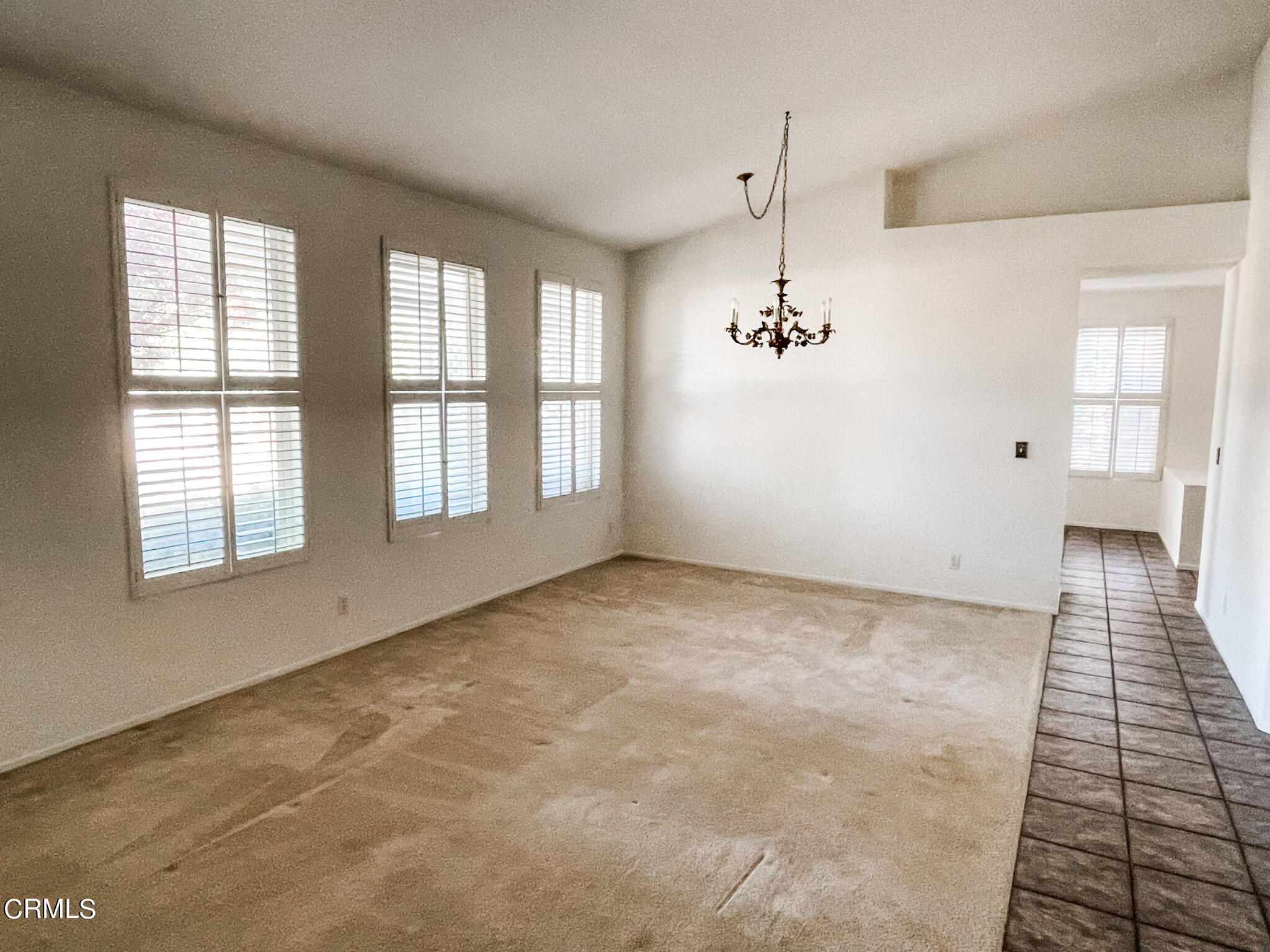 43323 Honeybee Lane Lancaster, CA 93536 - Photo 5 of 19 IMG_4618