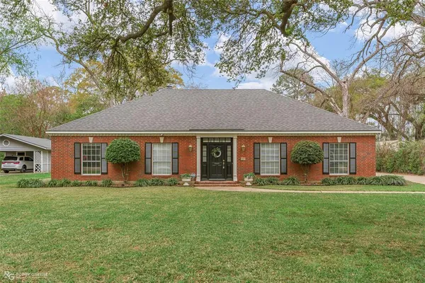 $349,900 | 210 Ockley Drive, Shreveport, LA 71105