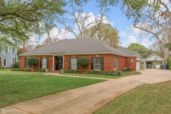 $349,900 | 210 Ockley Drive, Shreveport, LA 71105