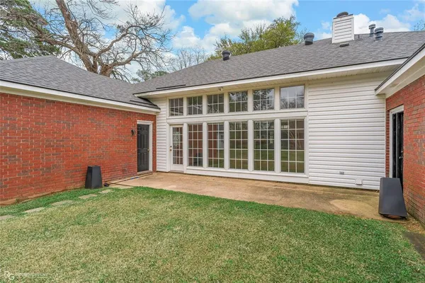 $349,900 | 210 Ockley Drive, Shreveport, LA 71105