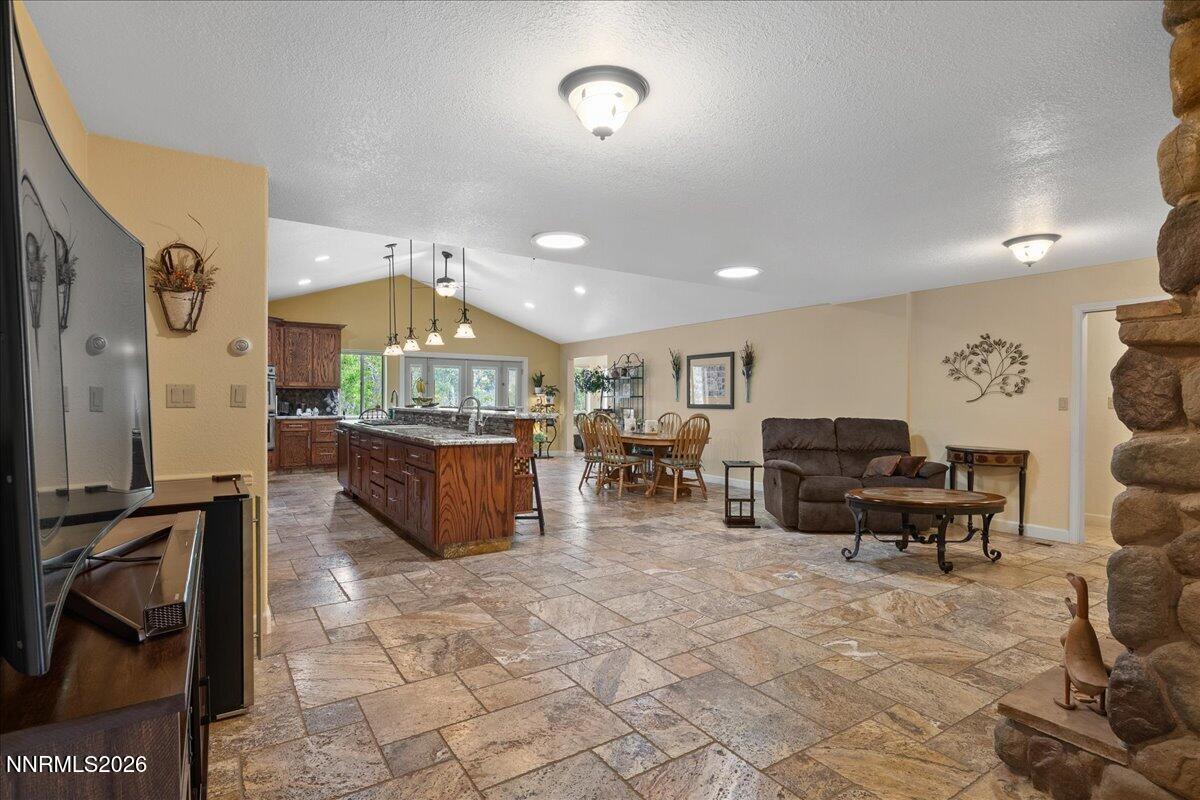 291 Surrey Court Reno, NV 89521 - Photo 6 of 48 09-291 Surrey Drive Reno NV 89521 (9 of