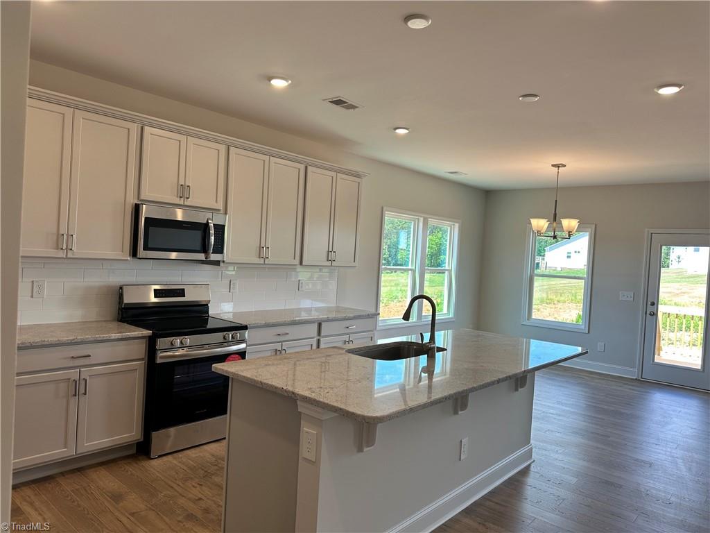 2014 Dock Ridge Drive Stokesdale, NC 27357 - Photo 12 of 30 Gallery Image 12