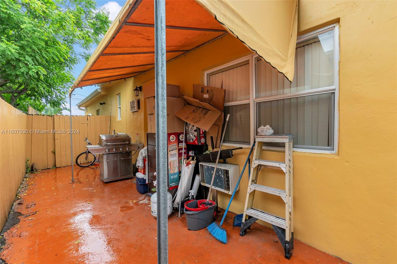 3015 Southwest 103rd Place Miami, FL 33165 - Photo 32 of 32 a view of a room with gym equipment