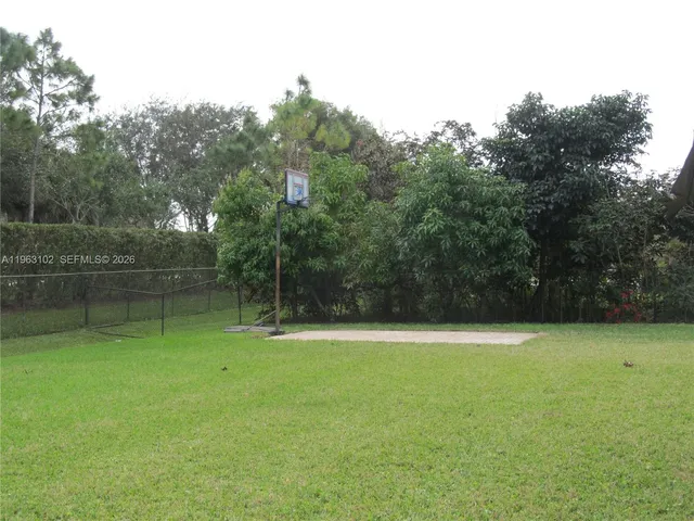 $11,000 | 2750 Jockey Circle, Davie, FL 33331