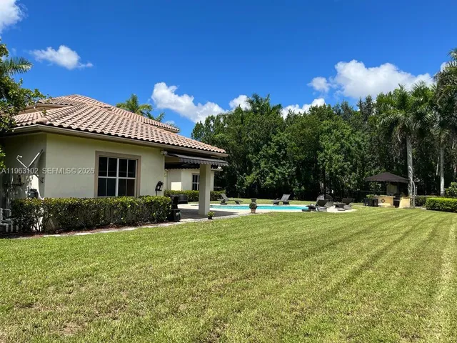 $11,000 | 2750 Jockey Circle, Davie, FL 33331