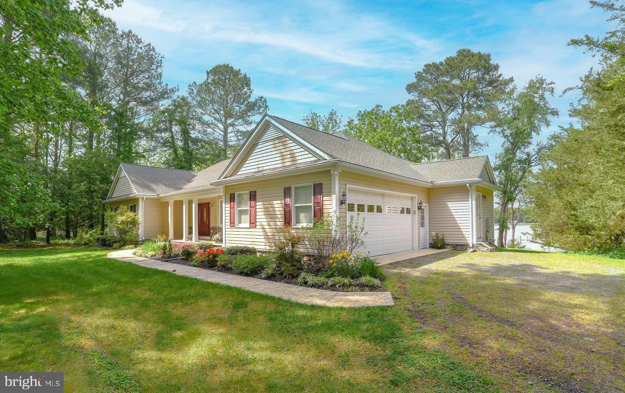 47754 Cross Manor Road St. Inigoes, MD 20684 - Photo 2 of 47 Garage & Side Entry