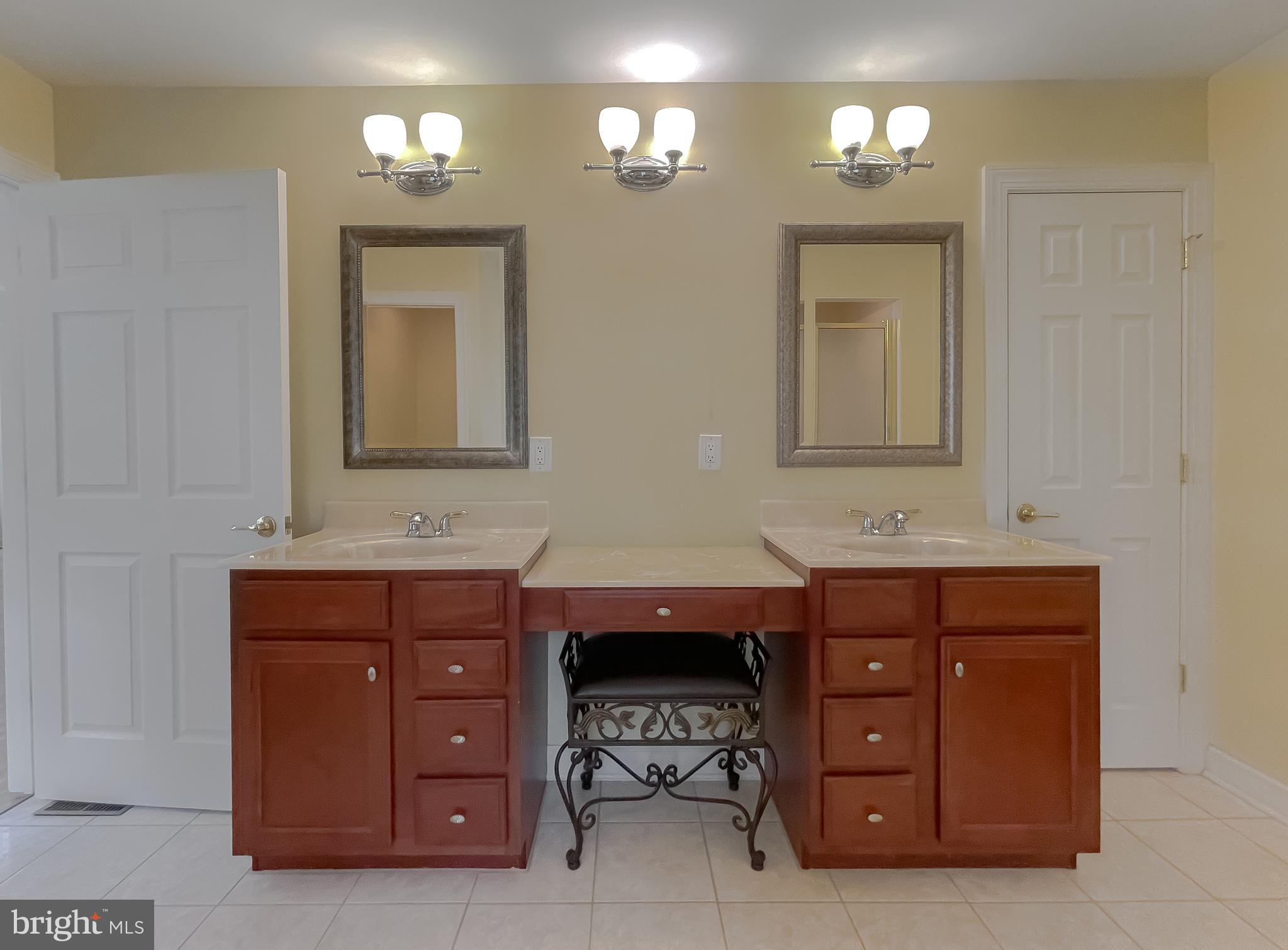 47754 Cross Manor Road St. Inigoes, MD 20684 - Photo 27 of 47 Primary Bathroom